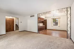 7905 Frederick Ave, Munster, IN 46321 - Photo 12