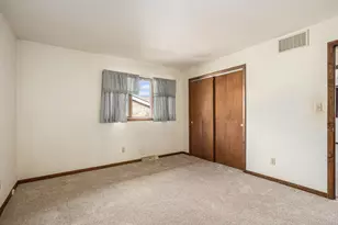 7905 Frederick Ave, Munster, IN 46321 - Photo 16