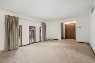 7905 Frederick Ave, Munster, IN 46321 - Photo 10