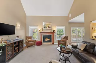 3300 Venice Dr, Valparaiso, IN 46385 - Photo 16