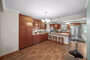 7044 Sherwood Ave, Portage, IN 46368 - Photo 6