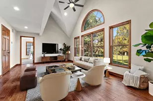 375 Reif Dr, Hebron, IN 46341 - Photo 10