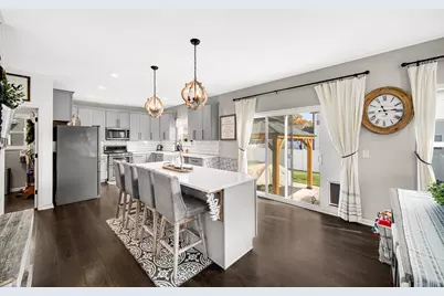 1785 Stellar Street, Hobart, IN 46342 - Photo 4