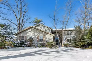 603 Savoy Pl, Valparaiso, IN 46383 - Photo 2