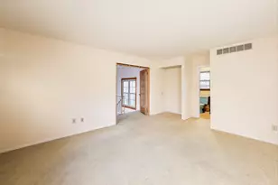 603 Savoy Pl, Valparaiso, IN 46383 - Photo 18