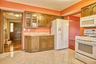 2324 Robinhood Blvd, Schererville, IN 46375 - Photo 10