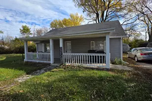 2304 S Meeker Ave, Muncie, IN 47302 - Photo 14