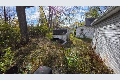 2304 S Meeker Avenue, Muncie, IN 47302 - Photo 18