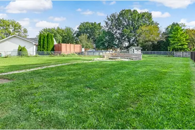 2212 Elm Tree Lane, Crown Point, IN 46307 - Photo 4