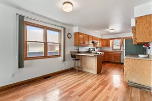 9117 Kennedy Ave, Highland, IN 46322 - Photo 10