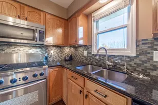 1811 W 86th Ln, Merrillville, IN 46410 - Photo 10