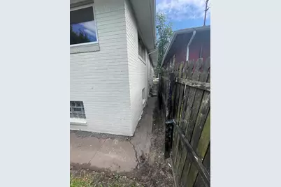 824 Johnson Street, Gary, IN 46402 - Photo 30