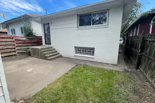 824 Johnson St, Gary, IN 46402 - Photo 32