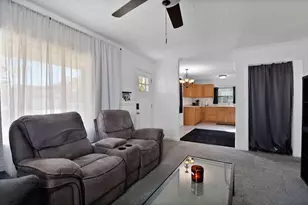 607 Madison St, Valparaiso, IN 46385 - Photo 6