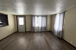 303 E Lake St, Knox, IN 46534 - Photo 10