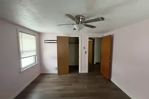 303 E Lake St, Knox, IN 46534 - Photo 8