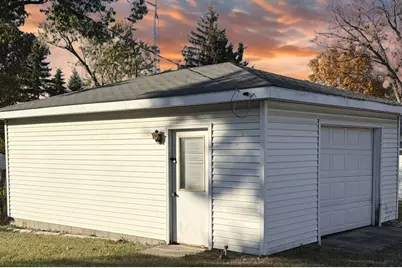 303 E Lake Street, Knox, IN 46534 - Photo 2