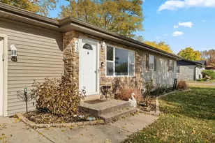 432 Apache Ln, Lowell, IN 46356 - Photo 16