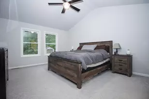 11218 Woodcrest Dr, Wheatfield, IN 46392 - Photo 18