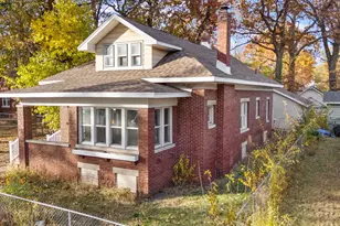 214 Fir St, Michigan City, IN 46360 - Photo 2