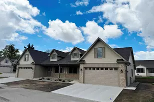 821 9th St SW, Demotte, IN 46310 - Photo 2