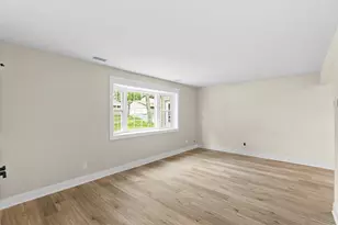 1853 Burgundy St, Schererville, IN 46375 - Photo 10