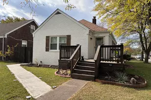 200 Taft Pl, Gary, IN 46404 - Photo 2