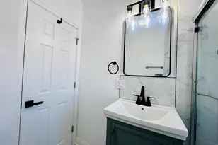 200 Taft Pl, Gary, IN 46404 - Photo 8