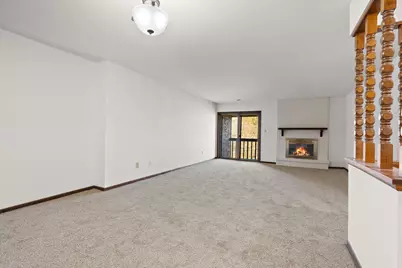 929 W Glen Park Avenue #304, Griffith, IN 46319 - Photo 4