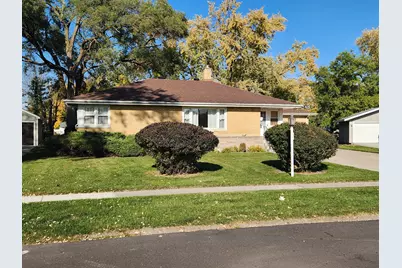 601 Berkley Drive, Dyer, IN 46311 - Photo 2