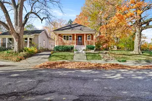 805 1/2 Napoleon St, Valparaiso, IN 46383 - Photo 2