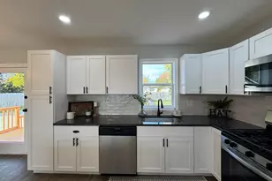 1558 W 99th Ave, Crown Point, IN 46307 - Photo 10