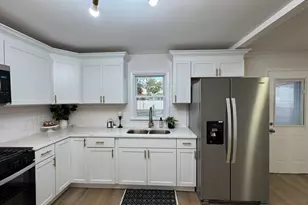 6637 S McCook Ave, Hammond, IN 46323 - Photo 10