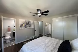 8009 Greenwood Ave, Munster, IN 46321 - Photo 14