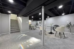 8009 Greenwood Ave, Munster, IN 46321 - Photo 18