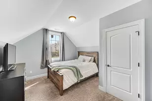 12566 Massachusetts St, Crown Point, IN 46307 - Photo 16