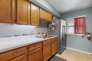 514 Lake Shore Dr, Michigan City, IN 46360 - Photo 8