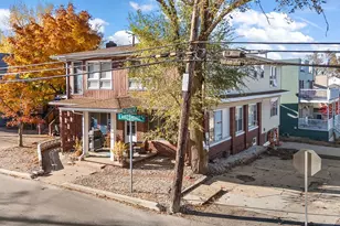 514 Lake Shore Dr, Michigan City, IN 46360 - Photo 1