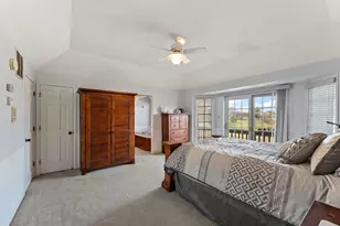 242 Golfview Dr, Schererville, IN 46375 - Photo 10