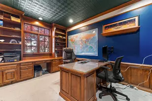 242 Golfview Dr, Schererville, IN 46375 - Photo 8