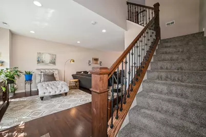 1078 E 114th Avenue, Crown Point, IN 46307 - Photo 4