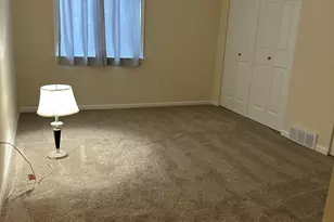 321 Deerpath Dr, Schererville, IN 46375 - Photo 8