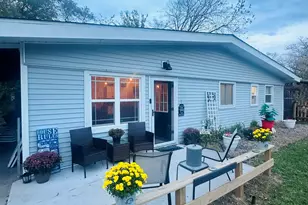 636 E 47th Pl, Gary, IN 46409 - Photo 1