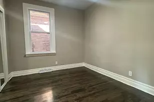 2704 W 15th Ave, Gary, IN 46404 - Photo 10