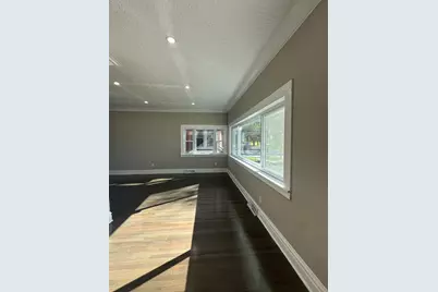 2704 W 15th Avenue, Gary, IN 46404 - Photo 4