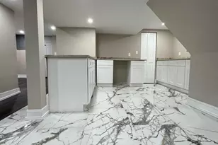 2704 W 15th Ave, Gary, IN 46404 - Photo 20