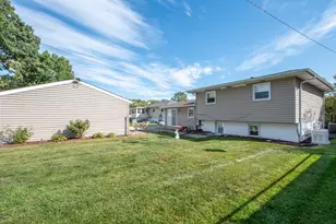 2974 Glenwood St, Portage, IN 46368 - Photo 8