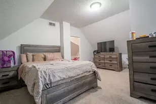 209 Dupage St, Michigan City, IN 46360 - Photo 12