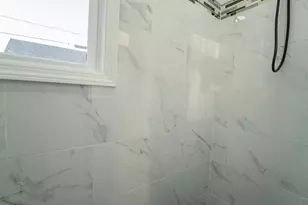 519 W 39th Ave, Gary, IN 46408 - Photo 12