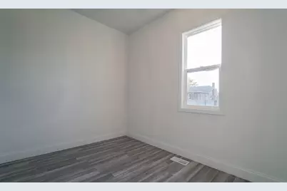 519 W 39th Avenue, Gary, IN 46408 - Photo 14